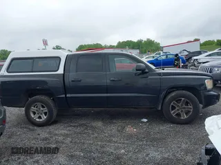 2008 Dodge Dakota с VIN 1D7HW68NX8S560117, выставлен на аукционе IAAI как лот 42383642 с пробегом 108 639 миль миль и . История ставок и продаж доступна на DreamBid. Изображение 13.