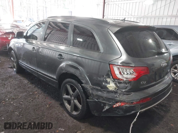 2015 Audi Q7 Premium Plus with VIN WA1LGAFE1FD028287, listed as a IAAI auction lot 41820192 with 104,540 mi miles and . Bid and sale history available at DreamBid. Image 3.