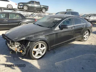 2014 Mercedes-Benz CLS-Class CLS 550 with VIN WDDLJ9BB7EA095676, listed as a Copart auction lot 44631765 with 82,416 mi miles and Salvage Title. Bid and sale history available at carsss.com. Image 1.