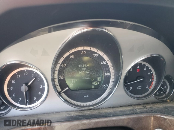 2011 Mercedes-Benz E 350 Luxury with VIN WDDHF8HB9BA460556, listed as a Copart auction lot 48848995 with 167,167 mi miles and Salvage Title. Bid and sale history available at DreamBid. Image 9.