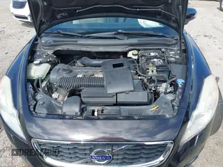 2011 Volvo C70 with VIN YV1672MC7BJ116194, listed as a IAAI auction lot 42851071 with 94,976 mi miles and . Bid and sale history available at DreamBid. Image 10.