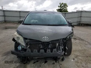 2011 Toyota Sienna XLE AAS with VIN 5TDYK3DC9BS120799, listed as a Copart auction lot 61470045 with 194,422 mi miles and Salvage title. Bid and sale history available at DreamBid. Image 5.