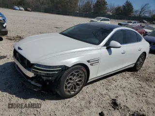 2024 Genesis G80 2.5T z VIN KMTGB4SC8RU225801, wystawiony jako Copart lot #48761985 z przebiegiem 12 844 mil mil oraz Szkody całkowita. Historia ofert i sprzedaży dostępna na DreamBid. Obrazek 1.