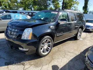 2013 Cadillac Escalade ESV Premium z VIN 1GYS4JEF1DR147715, wystawiony jako Copart lot #60710254 z przebiegiem 253 545 mil mil oraz Szkoda całkowita • Salvage title. Historia ofert i sprzedaży dostępna na DreamBid. Obrazek 1.
