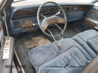 1976 Lincoln Continental с VIN 6Y82A822248, выставлен на аукционе Copart как лот 89287785 с пробегом 23 184 миль миль и Чистый • Clean title. История ставок и продаж доступна на DreamBid. Изображение 8.