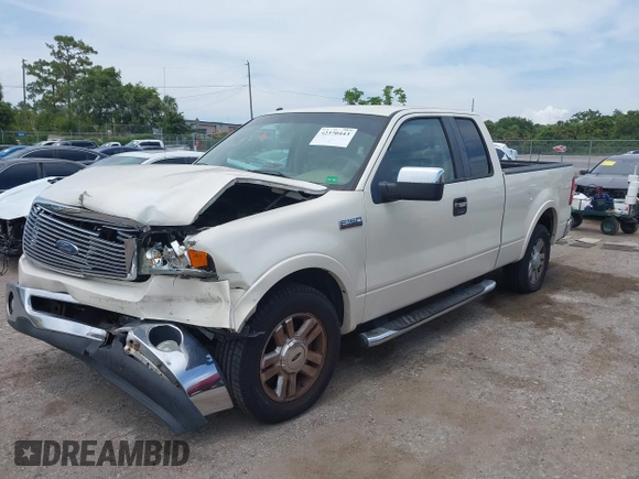 2007 Ford F-150 XL z VIN 1FTPX12V57FA70206, wystawiony jako IAAI lot #42370443 z przebiegiem 193 745 mil mil oraz . Historia ofert i sprzedaży dostępna na DreamBid. Obrazek 17.