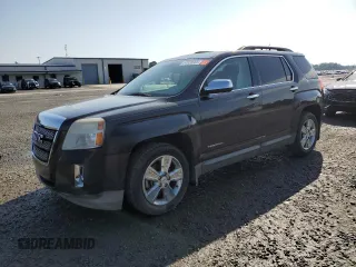 2015 GMC Terrain SLT z VIN 2GKALSEK1F6239353, wystawiony jako Copart lot #57828965 z przebiegiem 184 141 mil mil oraz Czysty tytuł • Clean title. Historia ofert i sprzedaży dostępna na DreamBid. Obrazek 1.