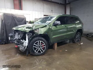 2019 Jeep Grand Cherokee Trailhawk with VIN 1C4RJFLG1KC695400, listed as a Copart auction lot 78609804 with 75,564 mi miles and Salvage Title. Bid and sale history available at carsss.com. Image 1.