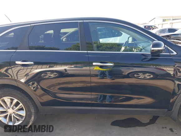 2016 Kia Sorento LX with VIN 5XYPG4A34GG165340, listed as a IAAI auction lot 41981455 with 48,733 mi miles and . Bid and sale history available at DreamBid. Image 13.