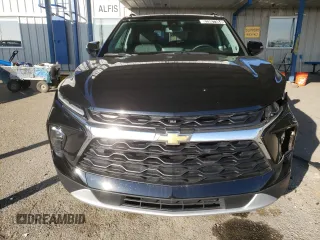 2024 Chevrolet Blazer LT z VIN 3GNKBJR45RS163609, wystawiony jako Copart lot #82987384 z przebiegiem 27 882 mil mil oraz Nie do naprawy • Non repairable. Historia ofert i sprzedaży dostępna na DreamBid. Obrazek 5.