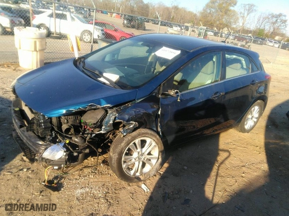 2015 Hyundai Elantra GT with VIN KMHD35LH1FU240579, listed as a IAAI auction lot 41872891 with 100,422 mi miles. Bid and sale history available at carsss.com. Image 2.