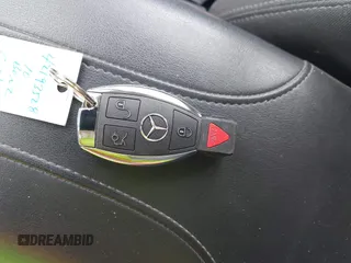 2010 Mercedes-Benz C 300 Sport z VIN WDDGF8BB5AR113133, wystawiony jako IAAI lot #42193528 z przebiegiem 154 269 mil mil oraz . Historia ofert i sprzedaży dostępna na DreamBid. Obrazek 11.