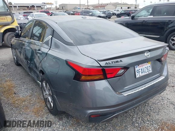 2022 Nissan Altima 2.5 SR with VIN 1N4BL4CV1NN412121, listed as a IAAI auction lot 42086036 with 36,706 mi miles. Bid and sale history available at carsss.com. Image 3.