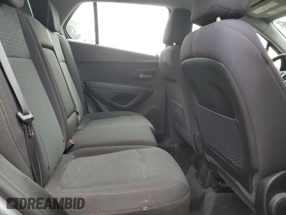 2020 Chevrolet Trax LS z VIN 3GNCJKSB3LL175622, wystawiony jako Copart lot #63316885 z przebiegiem Nie podano mil oraz Szkoda całkowita • Salvage title. Historia ofert i sprzedaży dostępna na DreamBid. Obrazek 11.