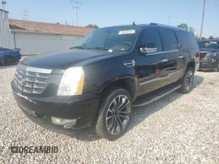 2007 Cadillac Escalade ESV z VIN 1GYFK668X7R251712, wystawiony jako Copart lot #59333215 z przebiegiem 184 338 mil mil oraz Czysty tytuł • Clean title. Historia ofert i sprzedaży dostępna na DreamBid. Obrazek 1.