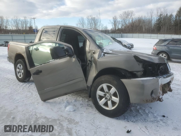 2008 Nissan Titan XE z VIN 1N6AA07C18N335295, wystawiony jako Copart lot #43854915 z przebiegiem 121 295 mil mil oraz Szkoda całkowita • Salvage title. Historia ofert i sprzedaży dostępna na DreamBid. Obrazek 4.