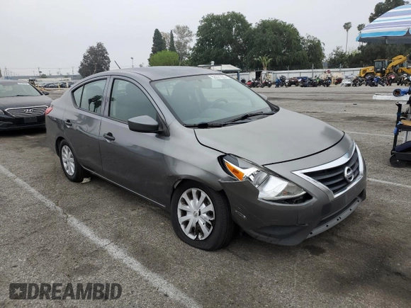 2016 Nissan Versa S with VIN 3N1CN7AP5GL916904, listed as a Copart auction lot 52231235 with 320,229 mi miles and Salvage title. Bid and sale history available at DreamBid. Image 4.