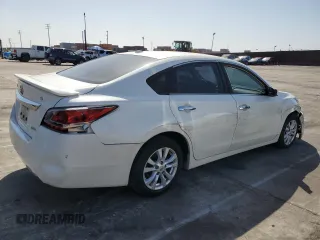 2014 Nissan Altima SL with VIN 1N4AL3AP9EN232475, listed as a Copart auction lot 52041125 with 86,717 mi miles and Salvage Title. Bid and sale history available at DreamBid. Image 3.