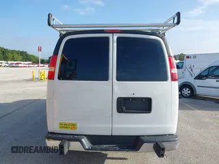 2019 Chevrolet Express Cargo Van with VIN 1GCWGAFG5K1254736, listed as a IAAI auction lot 41880050 with 136,132 mi miles. Bid and sale history available at carsss.com. Image 17.