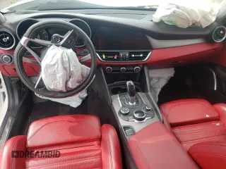 2019 Alfa Romeo Giulia Ti Sport with VIN ZARFAMBN5K7604456, listed as a Copart auction lot 64567052 with 40,097 mi miles. Bid and sale history available at carsss.com. Image 9.