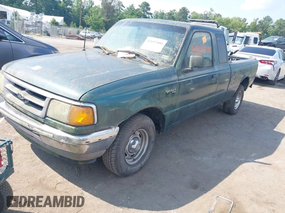 1996 Ford Ranger XL z VIN 1FTCR14U9TTA19168, wystawiony jako IAAI lot #42697495 z przebiegiem 300 792 mil mil oraz . Historia ofert i sprzedaży dostępna na DreamBid. Obrazek 2.