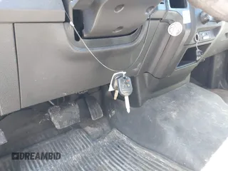 2013 Ford F-150 XL с VIN 1FTEX1EM7DFB07598, выставлен на аукционе IAAI как лот 41914976 с пробегом 112 044 миль миль и . История ставок и продаж доступна на DreamBid. Изображение 11.