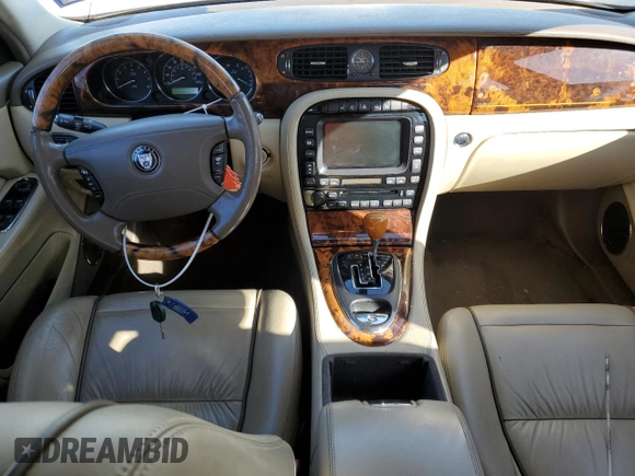 2006 Jaguar XJ Vanden Plas with VIN SAJWA82B86SH10866, listed as a Copart auction lot 69985864 with 244,998 mi miles and Clean Title. Bid and sale history available at carsss.com. Image 8.