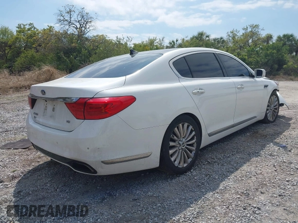 2015 Kia K900 Luxury with VIN KNALW4D44F6018536, listed as a IAAI auction lot 41795388 with 83,188 mi miles. Bid and sale history available at carsss.com. Image 4.
