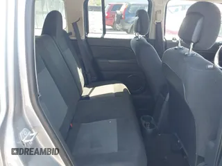 2016 Jeep Patriot Sport с VIN 1C4NJPBA4GD589350, выставлен на аукционе IAAI как лот 42155535 с пробегом 219 290 миль миль и . История ставок и продаж доступна на DreamBid. Изображение 8.