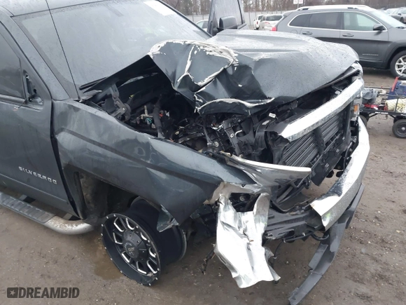 2018 Chevrolet Silverado 1500 LT with VIN 1GCVKREC4JZ141125, listed as a IAAI auction lot 41474345 with 198,197 mi miles. Bid and sale history available at carsss.com. Image 6.