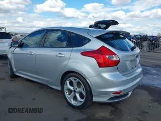 2014 Ford Focus ST with VIN 1FADP3L92EL349942, listed as a IAAI auction lot 41742097 with 141,540 mi miles and . Bid and sale history available at carsss.com. Image 3.