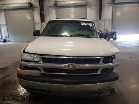 2002 Chevrolet Suburban LS with VIN 1GNFK16Z12J326815, listed as a Copart auction lot 63348745 with 296,618 mi miles and Salvage title. Bid and sale history available at DreamBid. Image 5.