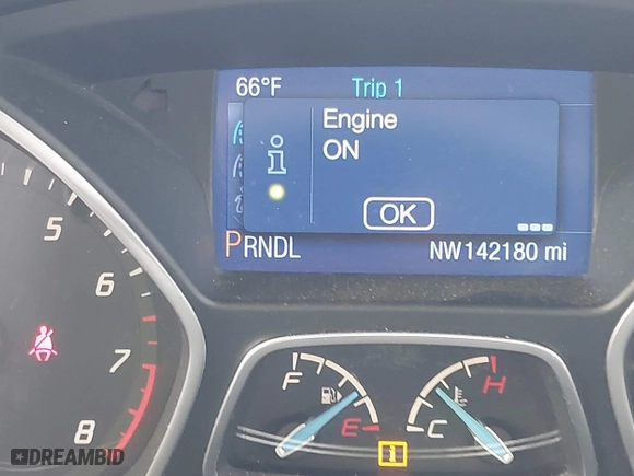 2014 Ford Focus SE with VIN 1FADP3K27EL199542, listed as a IAAI auction lot 42071908 with 142,180 mi miles. Bid and sale history available at carsss.com. Image 7.