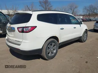 2015 Chevrolet Traverse LT with VIN 1GNKRGKD1FJ170059, listed as a IAAI auction lot 41904848 with 212,099 mi miles. Bid and sale history available at carsss.com. Image 4.