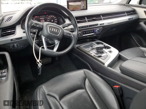 2019 Audi Q7 Premium Plus with VIN WA1LHAF74KD037106, listed as a Copart auction lot 59016685 with 85,467 mi miles and Salvage title. Bid and sale history available at DreamBid. Image 8.