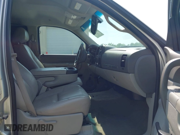 2011 GMC Sierra 1500 SLE with VIN 3GTP2VE39BG298569, listed as a IAAI auction lot 42587010 with 220,806 mi miles and . Bid and sale history available at DreamBid. Image 5.