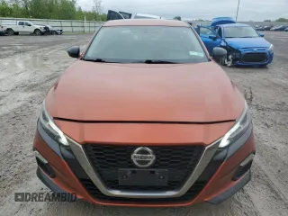 2019 Nissan Altima SR z VIN 1N4BL4CW8KC218752, wystawiony jako Copart lot #58177665 z przebiegiem 92 806 mil mil oraz Szkody całkowita. Historia ofert i sprzedaży dostępna na DreamBid. Obrazek 5.
