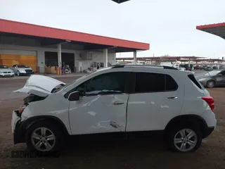 2020 Chevrolet Trax LT with VIN KL7CJLSB0LB040725, listed as a IAAI auction lot 41450707 with 53,422 mi miles and . Bid and sale history available at DreamBid. Image 13.