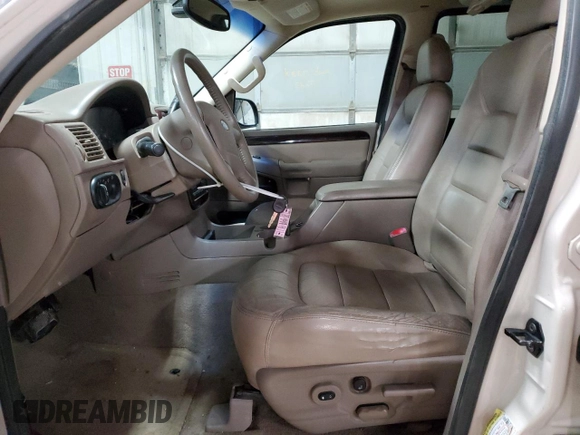 2005 Ford Explorer with VIN 1FMDU75K05ZA54907, listed as a Copart auction lot 80825574 with 154,681 mi miles and Salvage title. Bid and sale history available at DreamBid. Image 7.