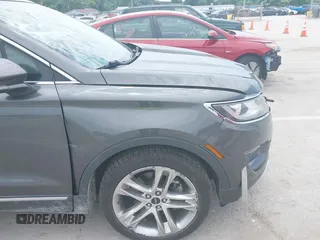 2017 Lincoln MKC Reserve с VIN 5LMCJ3D97HUL24869, выставлен на аукционе IAAI как лот 42561431 с пробегом 93 836 миль миль и . История ставок и продаж доступна на DreamBid. Изображение 17.