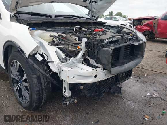 2021 Ford Escape SE z VIN 1FMCU0G6XMUB32625, wystawiony jako IAAI lot #42279918 z przebiegiem 93 646 mil mil oraz . Historia ofert i sprzedaży dostępna na DreamBid. Obrazek 6.