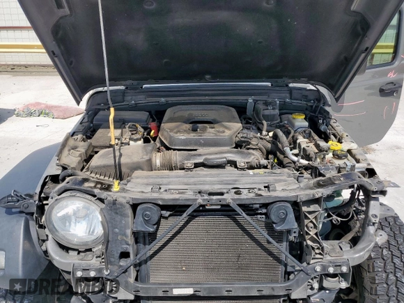 2020 Jeep Wrangler Unlimited Sport S with VIN 1C4HJXDN0LW276906, listed as a Copart auction lot 61099705 with 103,873 mi miles and Salvage title. Bid and sale history available at DreamBid. Image 12.