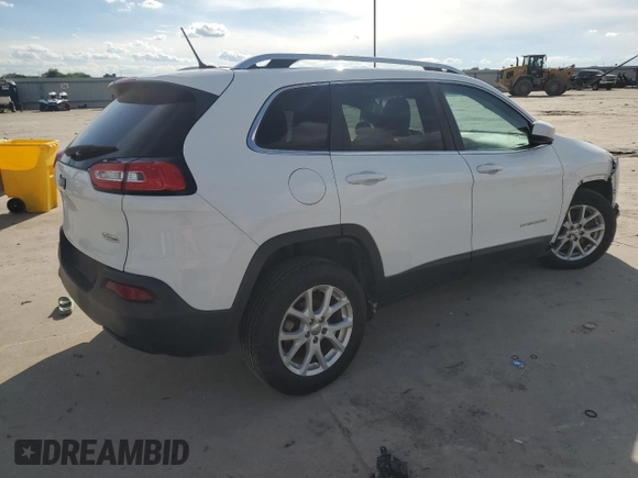2017 Jeep Cherokee Latitude z VIN 1C4PJLCB6HW566120, wystawiony jako Copart lot #56361185 z przebiegiem 86 880 mil mil oraz Szkoda całkowita • Salvage title. Historia ofert i sprzedaży dostępna na DreamBid. Obrazek 3.