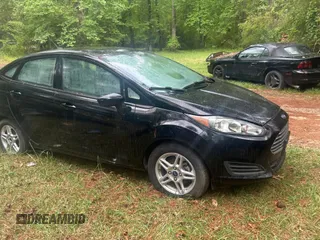 2019 Ford Fiesta SE with VIN 3FADP4BJ2KM122133, listed as a Copart auction lot 54448725 with 122,930 mi miles and Clean Title. Bid and sale history available at carsss.com. Image 1.