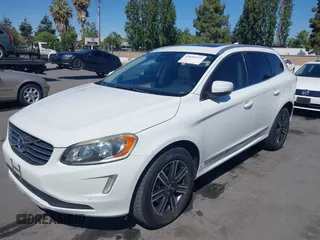 2016 Volvo XC60 T5 Drive-E Premier with VIN YV440MDK4G2847071, listed as a IAAI auction lot 42695373 with 172,619 mi miles and . Bid and sale history available at DreamBid. Image 6.