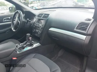 2017 Ford Explorer XLT с VIN 1FM5K8D82HGA39945, выставлен на аукционе IAAI как лот 42610326 с пробегом 9 350 миль миль и . История ставок и продаж доступна на DreamBid. Изображение 5.
