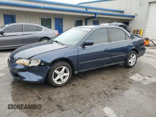 2000 Honda Accord LX with VIN 1HGCG6655YA069658, listed as a Copart auction lot 58992795 with 121,052 mi miles and Salvage title. Bid and sale history available at DreamBid. Image 1.
