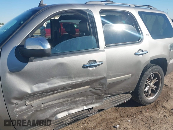 2008 Chevrolet Tahoe LTZ с VIN 1GNFC13008R192473, выставлен на аукционе IAAI как лот 41353411 с пробегом 163 581 миль миль и . История ставок и продаж доступна на DreamBid. Изображение 6.