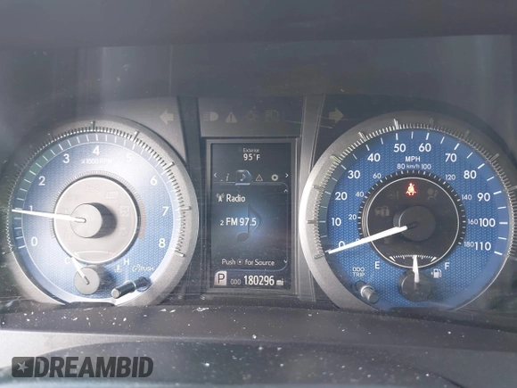 2016 Toyota Sienna XLE with VIN 5TDYK3DC8GS711357, listed as a IAAI auction lot 42525086 with 180,296 mi miles and . Bid and sale history available at DreamBid. Image 7.
