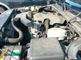 2005 Chevrolet Tahoe LT with VIN 1GNEK13TX5J114107, listed as a IAAI auction lot 42818575 with 274,581 mi miles and . Bid and sale history available at DreamBid. Image 12.